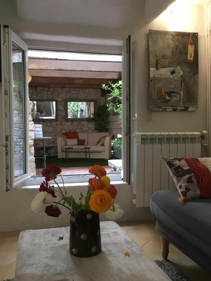 فيلا La 54 Provence LʼIsle-sur-la-Sorgue المظهر الخارجي الصورة