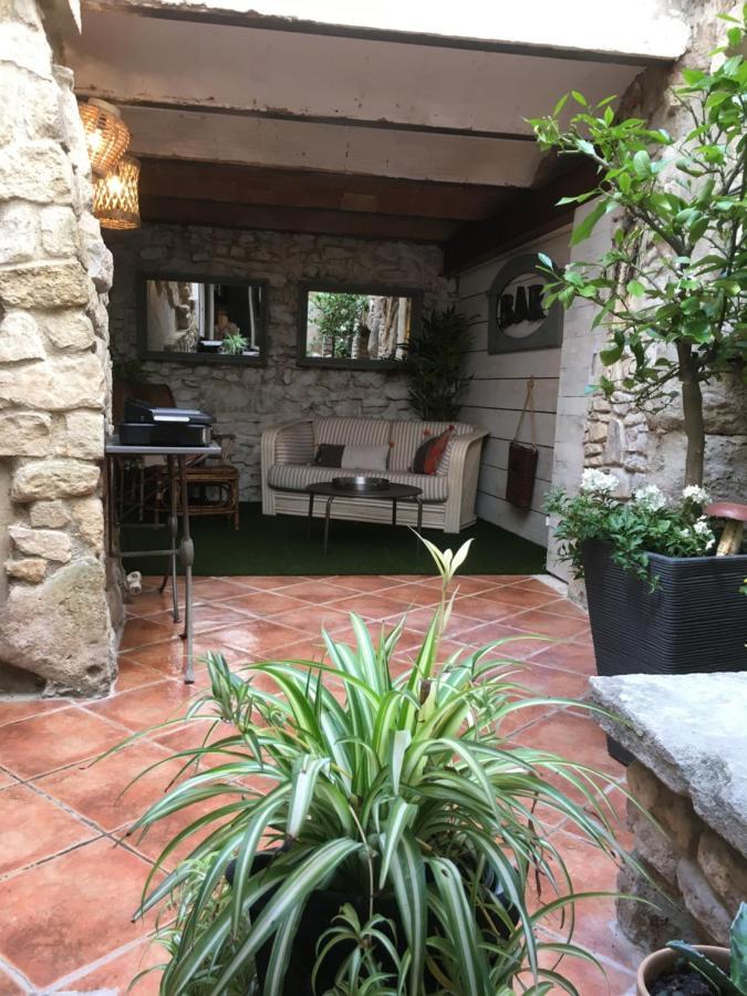فيلا La 54 Provence LʼIsle-sur-la-Sorgue المظهر الخارجي الصورة